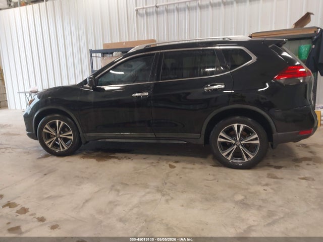 2017 Nissan Rogue Sv მანქანა იყიდება აუქციონზე, vin: 5N1AT2MT4HC835956, აუქციონის ნომერი: 45019130