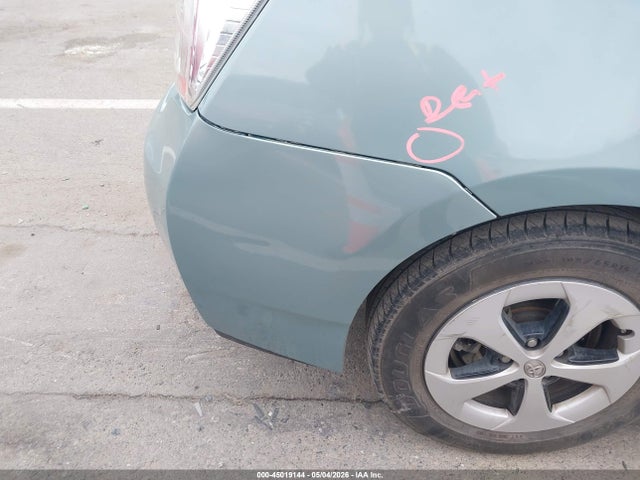 2015 Toyota Prius Four მანქანა იყიდება აუქციონზე, vin: JTDKN3DU7F1913947, აუქციონის ნომერი: 45019144