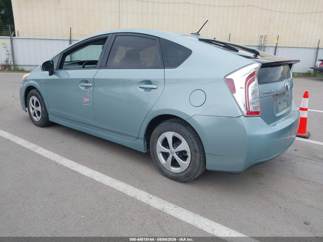 2015 Toyota Prius Four მანქანა იყიდება აუქციონზე, vin: JTDKN3DU7F1913947, აუქციონის ნომერი: 45019144