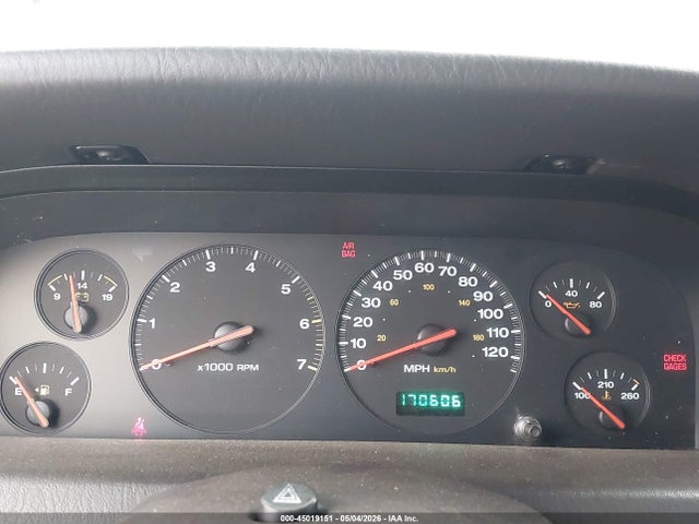 2000 Jeep Grand Cherokee Laredo მანქანა იყიდება აუქციონზე, vin: 1J4G248S5YC258704, აუქციონის ნომერი: 45019151