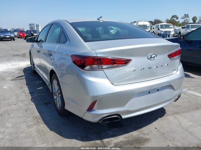 5NPE34AFXJH680940 Hyundai Sonata Sport