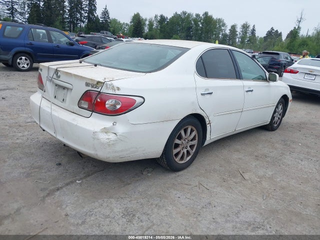 45019214 :رقم المزاد ، JTHBF30G720046660 vin ، 2002 Lexus Es 300 مزاد بيع