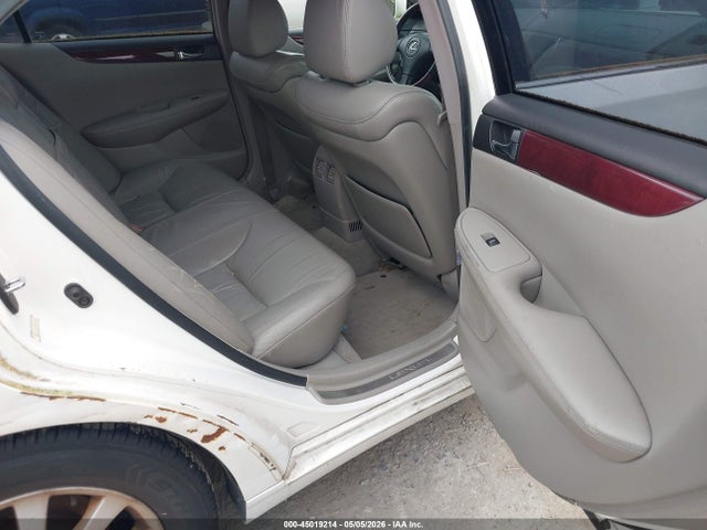45019214 :رقم المزاد ، JTHBF30G720046660 vin ، 2002 Lexus Es 300 مزاد بيع