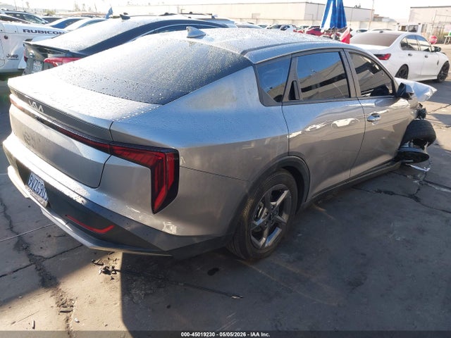 KIA K4 Lxs 2025 3KPFT4DE9SE218186 Image 4