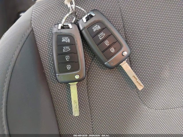 5NPLL4AGXMH047388 Hyundai ELANTRA SE