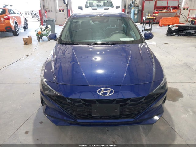 5NPLL4AGXMH047388 Hyundai ELANTRA SE