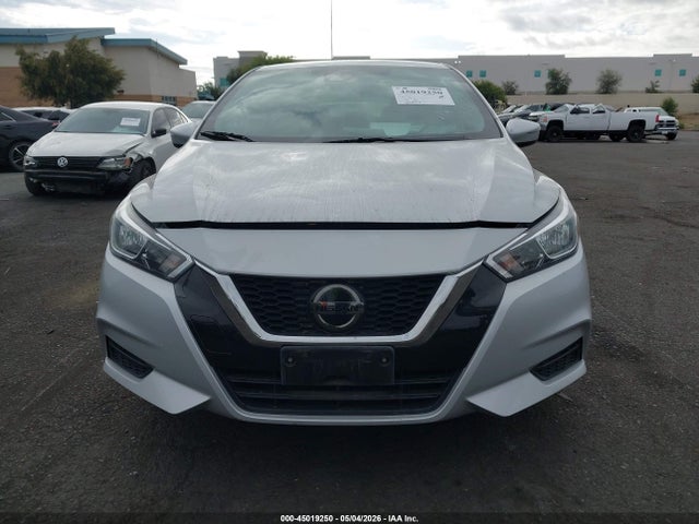3N1CN8EV4ML878978 Nissan Versa Sv Xtronic Cvt