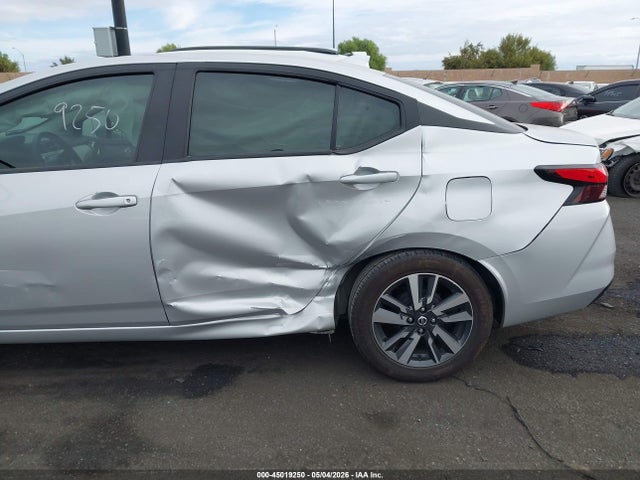 3N1CN8EV4ML878978 Nissan Versa Sv Xtronic Cvt