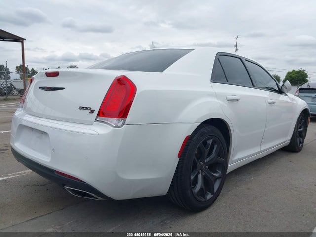 Продаж на аукціоні авто 2022 Chrysler 300 S, vin: 2C3CCABG7NH214396, номер лоту: 45019255