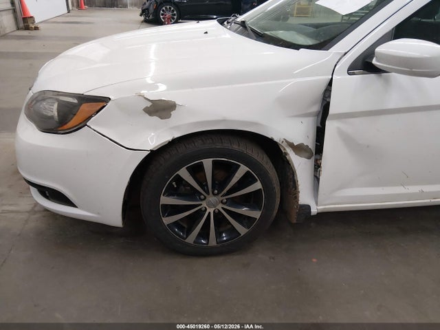 Aukcja sprzedaży 2013 Chrysler 200 Touring, vin: 1C3CCBBG6DN726663, numer aukcji: 45019260