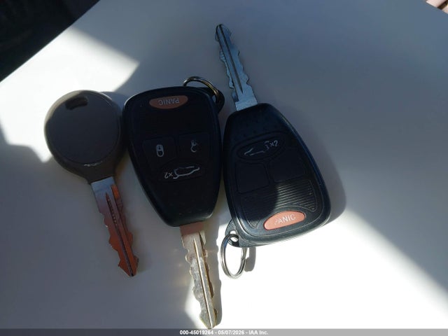 Продажа на аукционе авто 2004 Chrysler Pacifica, vin: 2C8GM68494R611068, номер лота: 45019264