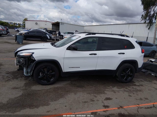 1C4PJLAB4HW652500 Jeep Cherokee Altitude Fwd