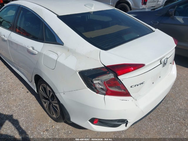 45019287 :رقم المزاد ، 19XFC1F71HE002371 vin ، 2017 Honda Civic Ex-l مزاد بيع
