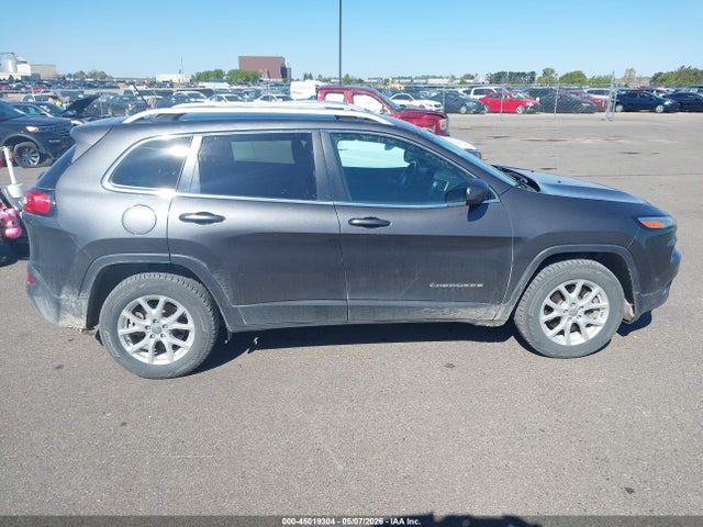 1C4PJMCB7HW543841 Jeep Cherokee Latitude 4x4