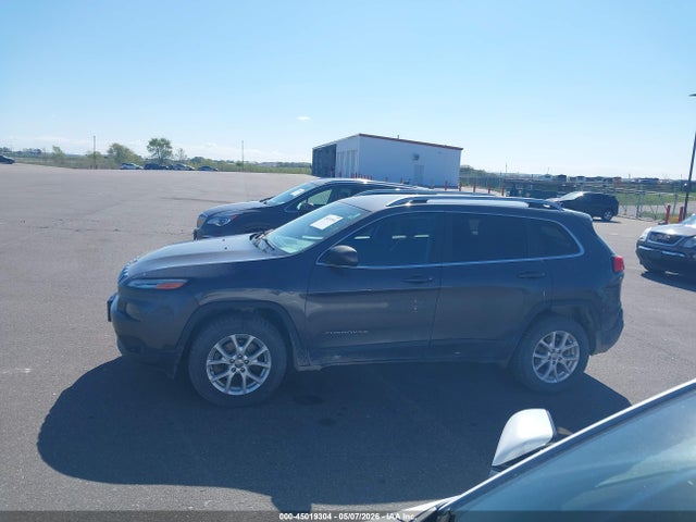 1C4PJMCB7HW543841 Jeep Cherokee Latitude 4x4