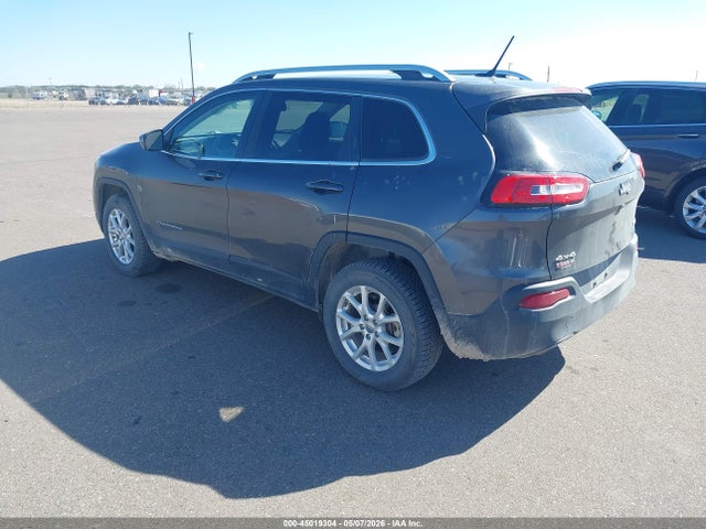 1C4PJMCB7HW543841 Jeep Cherokee Latitude 4x4