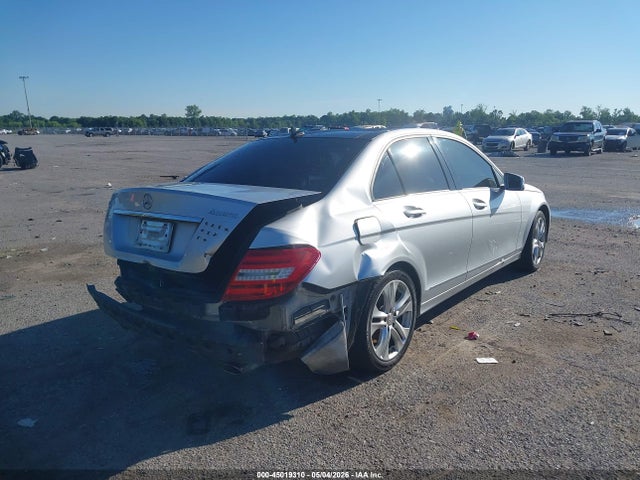 Aukcja sprzedaży 2014 Mercedes-benz C 300 Luxury 4matic, vin: WDDGF8AB2EG173292, numer aukcji: 45019310