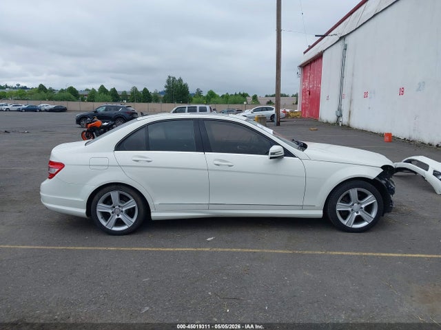 45019311 :رقم المزاد ، WDDGF5EB5AF412715 vin ، 2010 Mercedes-benz C 300 Luxury/sport مزاد بيع
