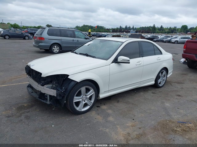 45019311 :رقم المزاد ، WDDGF5EB5AF412715 vin ، 2010 Mercedes-benz C 300 Luxury/sport مزاد بيع