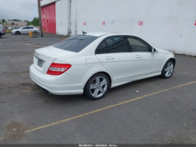 45019311 :رقم المزاد ، WDDGF5EB5AF412715 vin ، 2010 Mercedes-benz C 300 Luxury/sport مزاد بيع