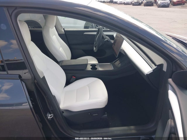 Продажа на аукционе авто 2024 Tesla Model Y Performance Dual Motor All-wheel Drive, vin: 7SAYGDEF0RF048733, номер лота: 45019313