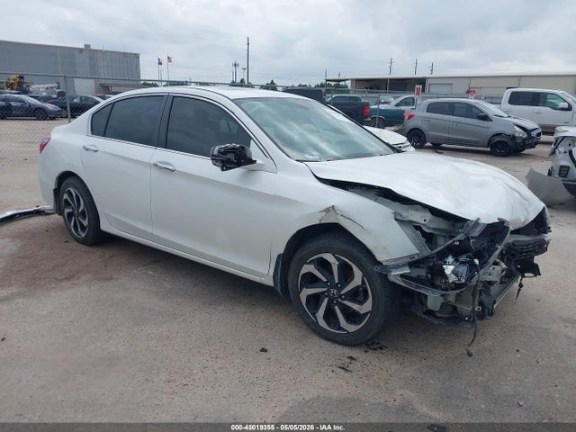 45019355 :رقم المزاد ، 1HGCR2F85HA023891 vin ، 2017 Honda Accord Ex-l مزاد بيع