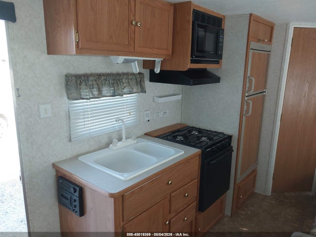 Продаж на аукціоні авто 2002 Keystone Cabana Travel Trailer, vin: 4YDT2152923102757, номер лоту: 45019389