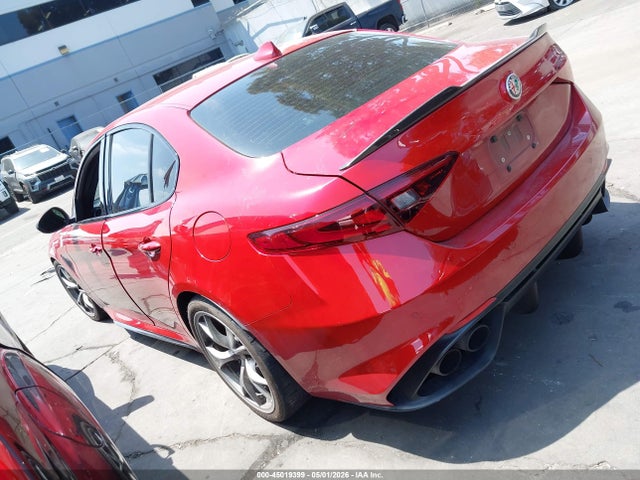 ZARFAEAV0J7569847 Alfa Romeo Giulia Quadrifoglio Rwd