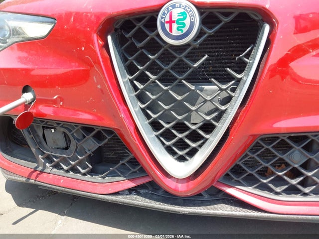 ZARFAEAV0J7569847 Alfa Romeo Giulia Quadrifoglio Rwd