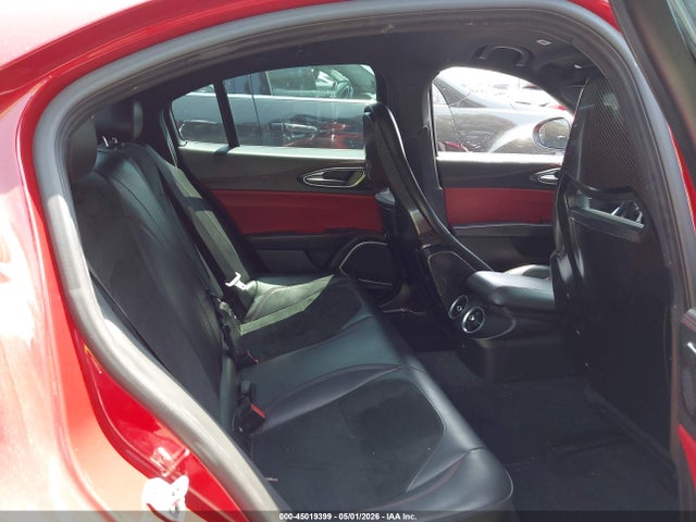 ZARFAEAV0J7569847 Alfa Romeo Giulia Quadrifoglio Rwd