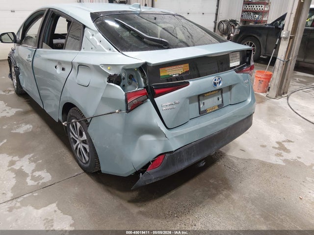 JTDL9MFU2N3032605 Toyota Prius Xle Awd-e
