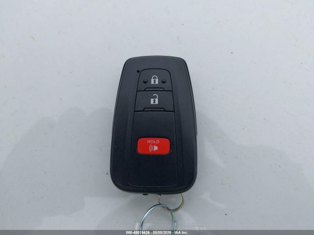 Toyota Prius Three 2018 JTDKARFU4J3067589 Image 11