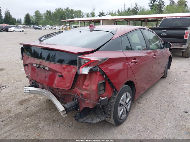 Toyota Prius Three 2018 JTDKARFU4J3067589 Image 4