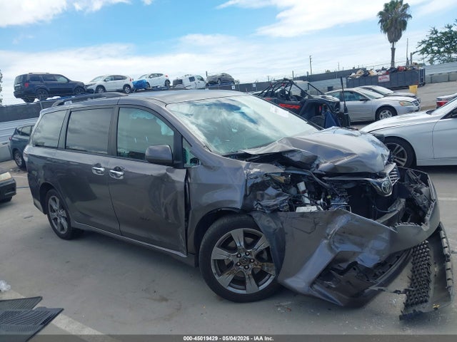 Toyota Sienna Se 8 Passenger 2018 5TDXZ3DC4JS907830 Image 12