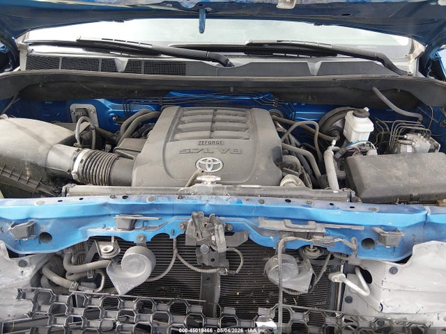 5TFDY5F1XJX721653 Toyota Tundra Sr5 5.7l V8
