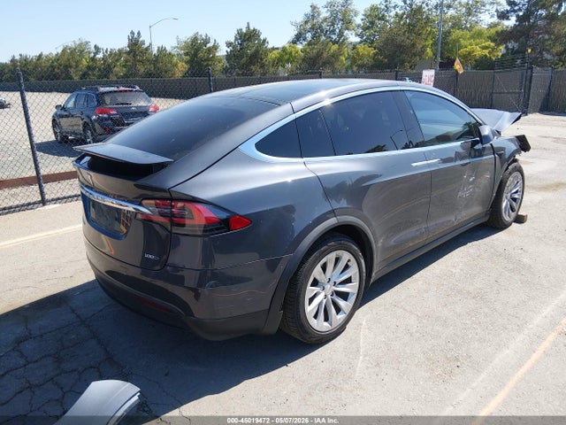 Tesla Model X 100d/75d/p100d 2018 5YJXCAE25JF105108 Image 4