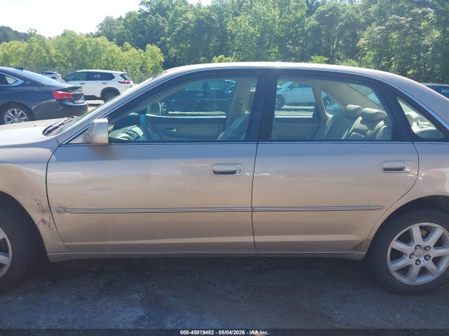 45019482 :رقم المزاد ، 4T1BF28BX3U302090 vin ، 2003 Toyota Avalon Xl مزاد بيع