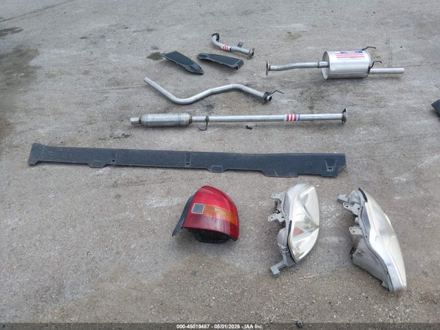 45019487 :رقم المزاد ، 2HGEJ6326WH104176 vin ، 1998 Honda Civic Cx مزاد بيع