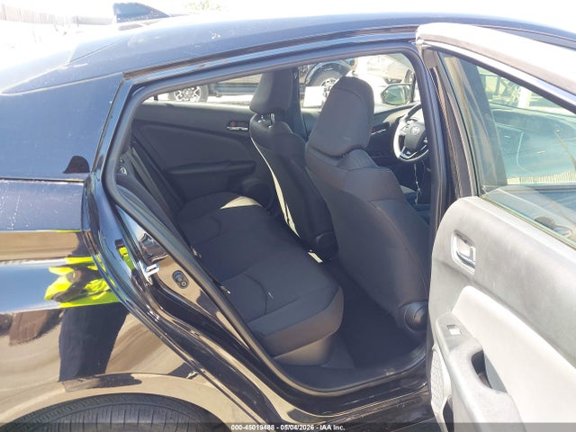 JTDKAMFU5N3189984 Toyota Prius L