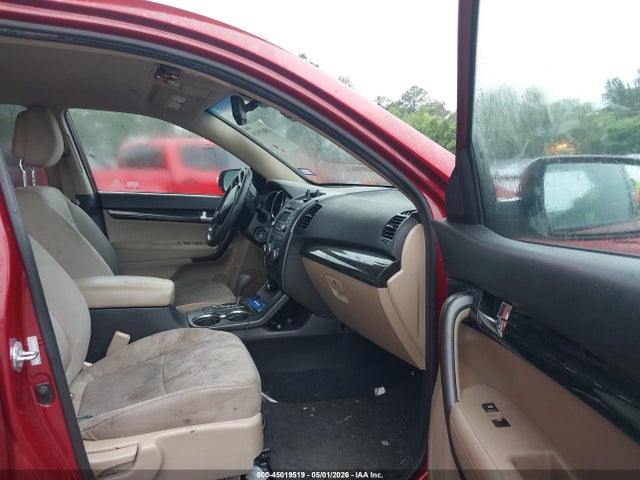 45019519 :رقم المزاد ، 5XYKT4A14BG049598 vin ، 2011 Kia Sorento Lx مزاد بيع