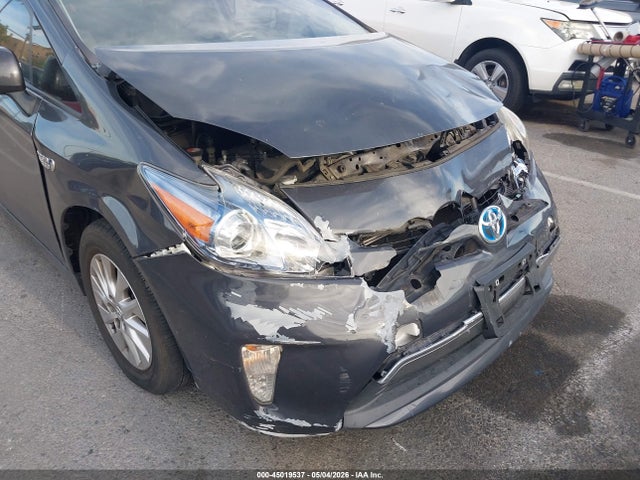 Toyota PRIUS PLUG-IN 2015 JTDKN3DP2F3074739 Image 17