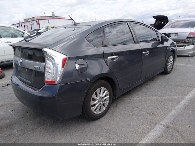 Toyota PRIUS PLUG-IN 2015 JTDKN3DP2F3074739 Image 4