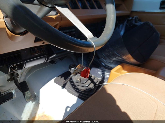 45019543 :رقم المزاد ، 1J4FY29S6SP203272 vin ، 1995 Jeep Wrangler / Yj Se مزاد بيع