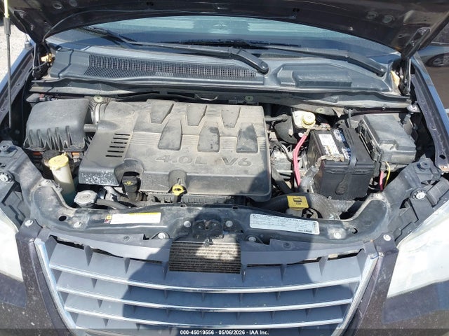 45019556 :رقم المزاد ، 2A4RR5DX1AR290784 vin ، 2010 Chrysler Town & Country Touring مزاد بيع