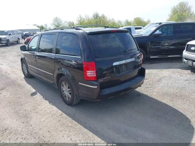 45019556 :رقم المزاد ، 2A4RR5DX1AR290784 vin ، 2010 Chrysler Town & Country Touring مزاد بيع