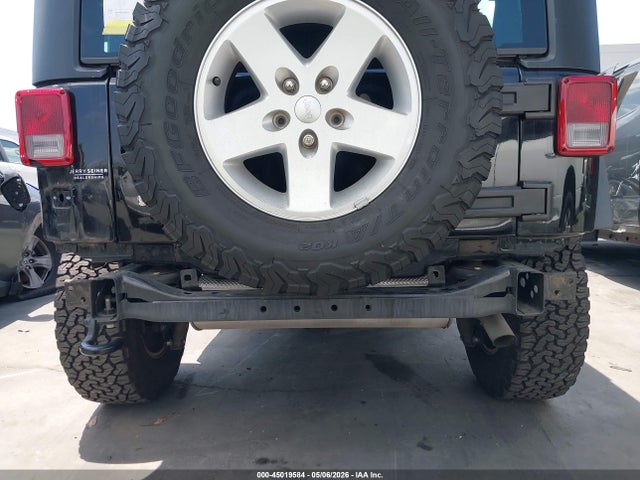 1C4AJWAG0HL646195 Jeep Wrangler Sport 4x4