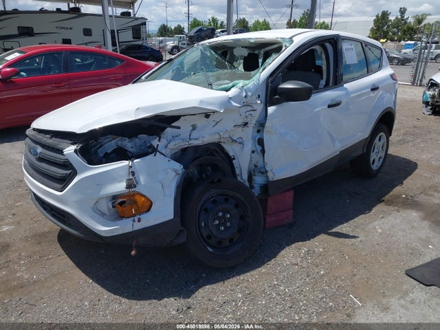 45019598 :رقم المزاد ، 1FMCU0F73KUC04952 vin ، 2019 Ford Escape S مزاد بيع