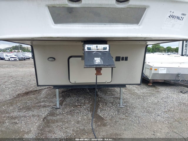 4YDF30321J7246916 Keystone keystone