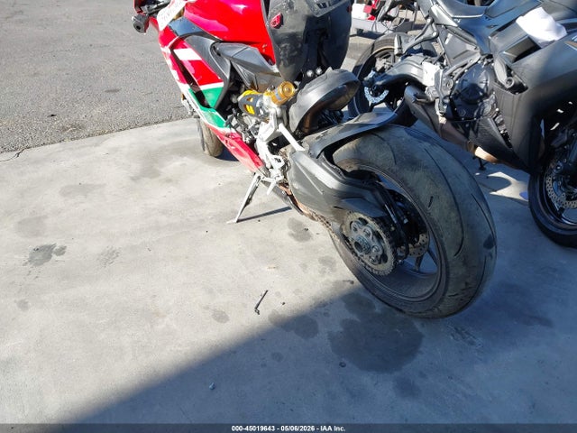 45019643 :رقم المزاد ، ZDMHAATW6RB013654 vin ، 2024 Ducati Panigale V2 مزاد بيع