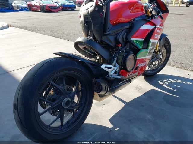 45019643 :رقم المزاد ، ZDMHAATW6RB013654 vin ، 2024 Ducati Panigale V2 مزاد بيع